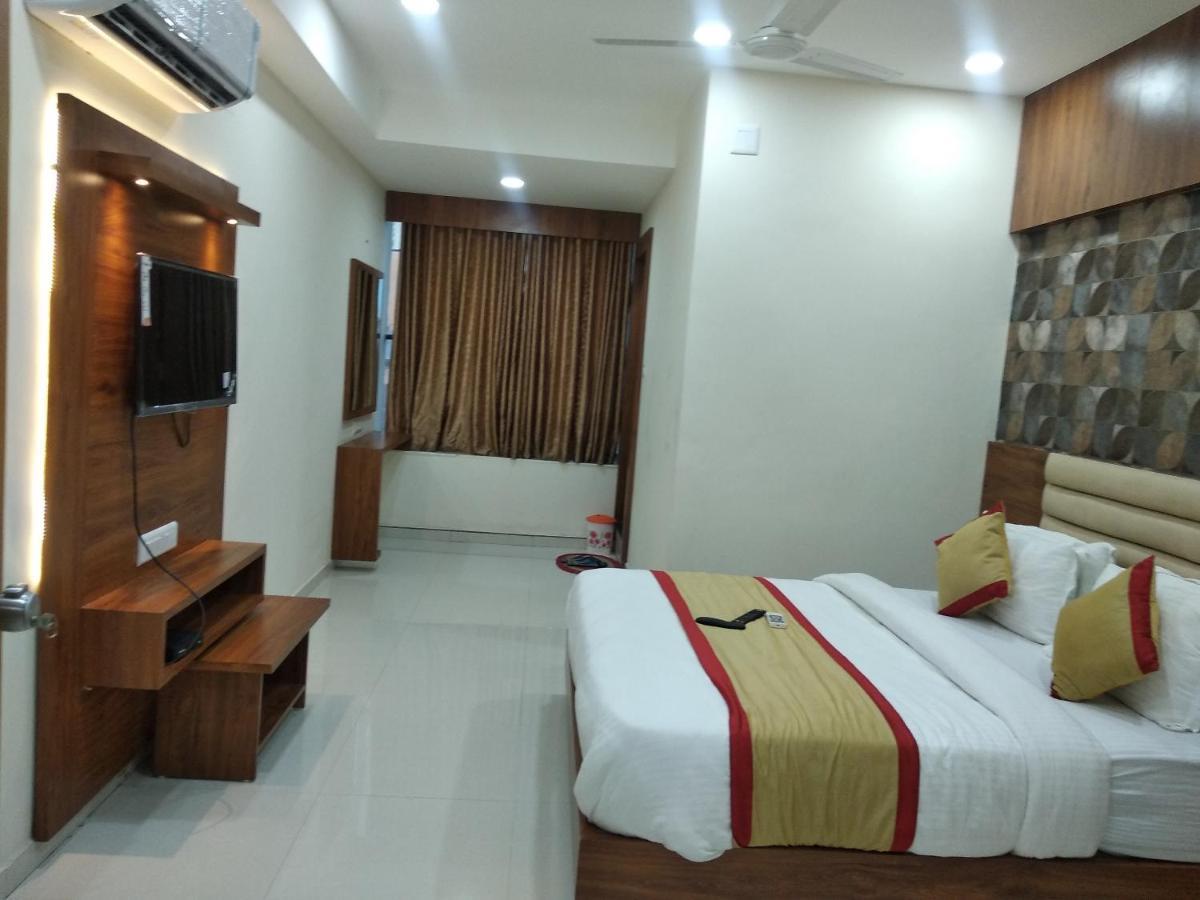 The Nest Residency Hotel Ahmedabad Ngoại thất bức ảnh