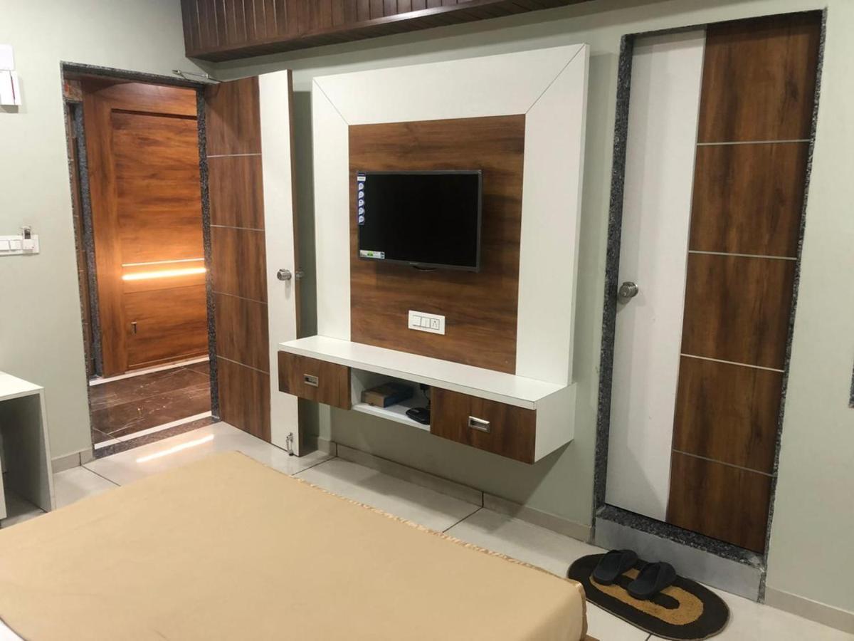 The Nest Residency Hotel Ahmedabad Ngoại thất bức ảnh