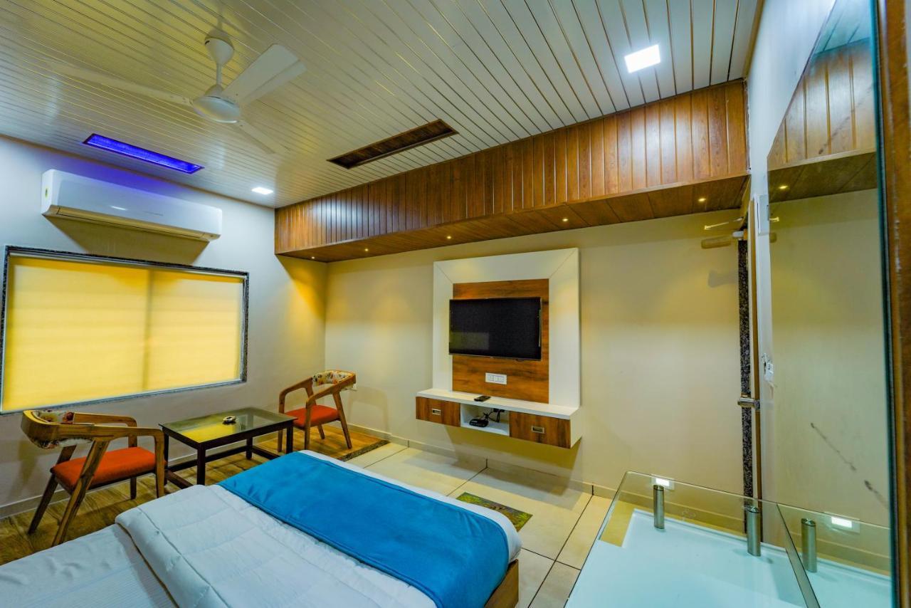 The Nest Residency Hotel Ahmedabad Ngoại thất bức ảnh