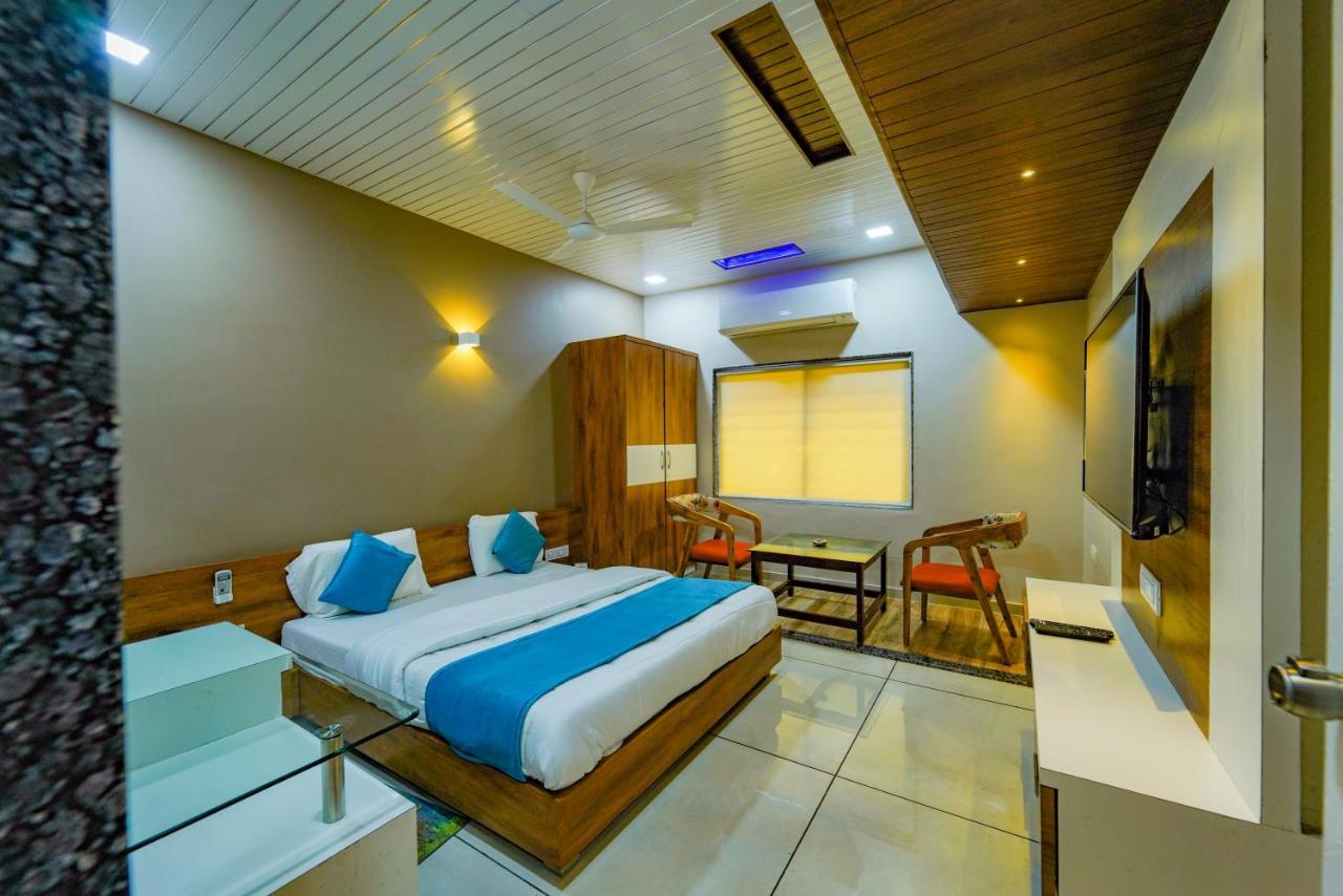 The Nest Residency Hotel Ahmedabad Ngoại thất bức ảnh